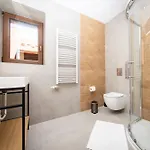 River Aparthouse شقة *
